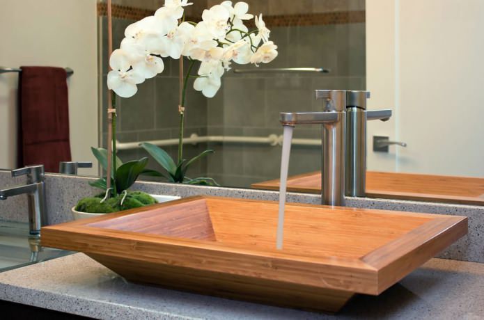 lavabo de baño de madera