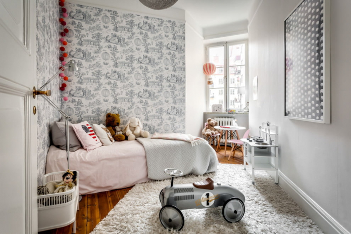 interior del dormitorio para una niña de 3-5 años