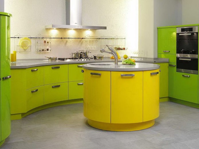 Fachada de color verde amarillo de muebles de cocina.