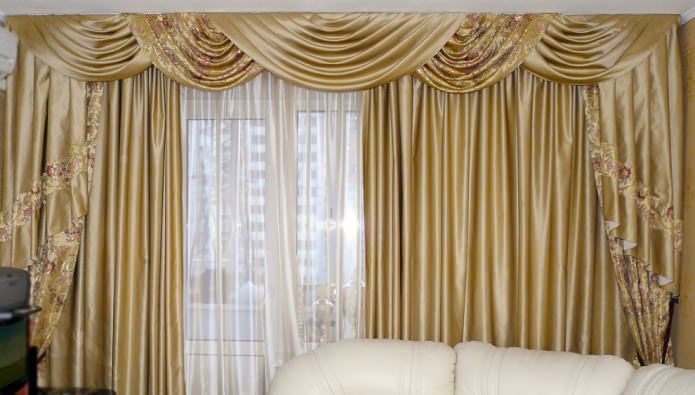 cortinas de oro satinado