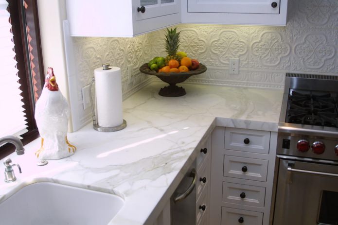 Travertine kitchen countertop