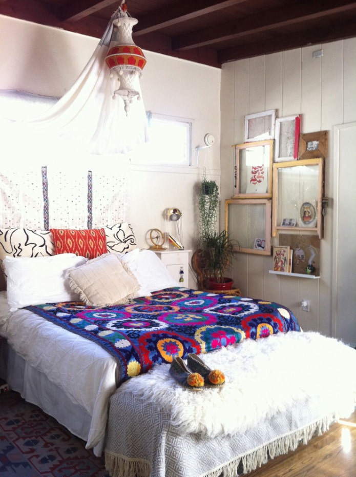 decoración de dormitorio de estilo boho