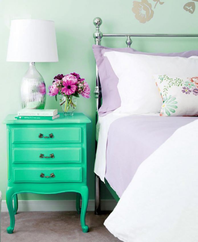 Mint lilac interior