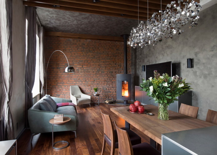 loft en la sala de estar con chimenea