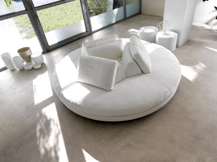 Round sofa