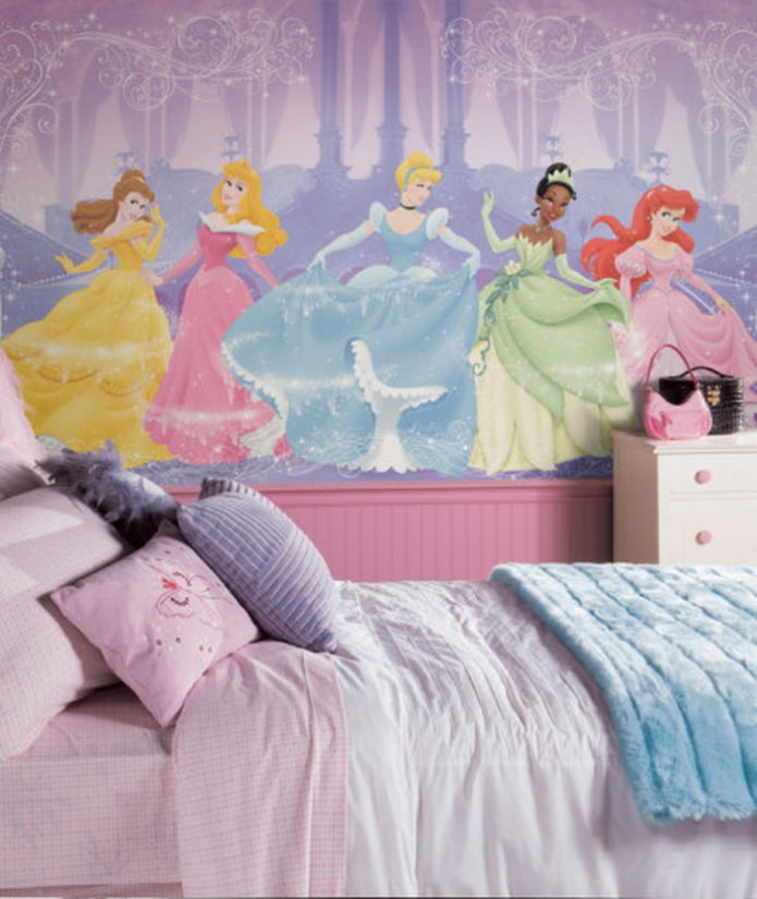 papel pintado con princesas en el interior