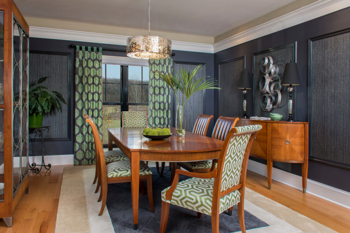 elegantes cortinas en las bisagras del comedor