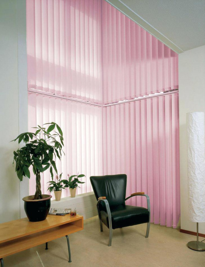 pink blinds