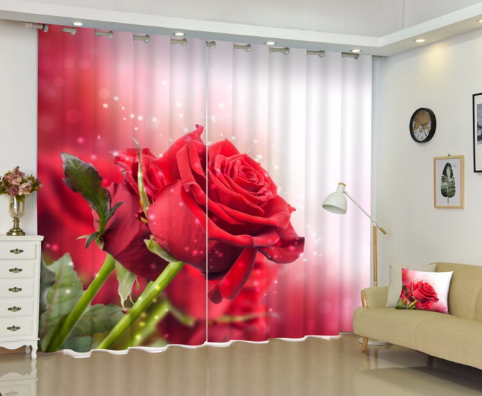 Cortinas 3d con una imagen de una rosa.