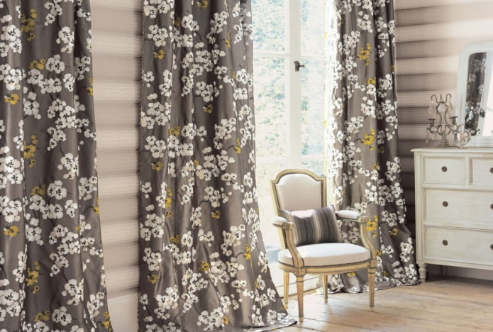 cortinas con estampado floral blanco