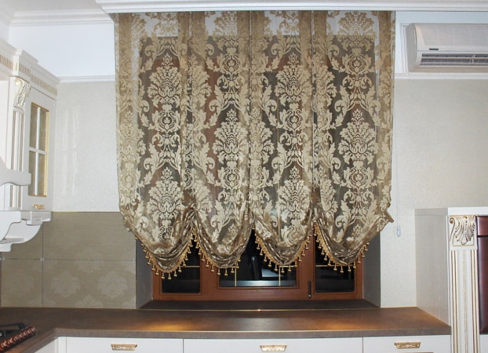 Cortinas de guipur austriaco