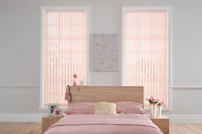 pink blinds