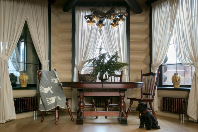 cortinas en la ventana de la bahía