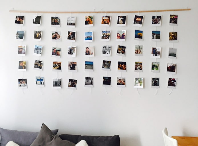 fotos de polaroid en la pared del interior