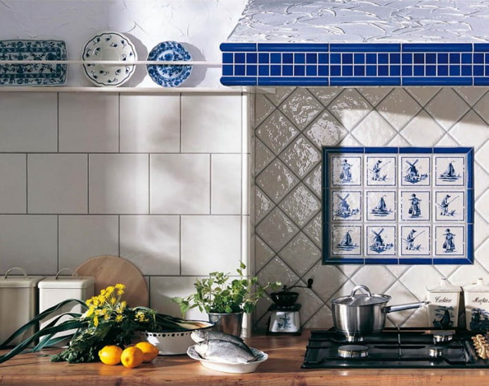 mga panel mula sa ceramic tile sa loob ng kusina