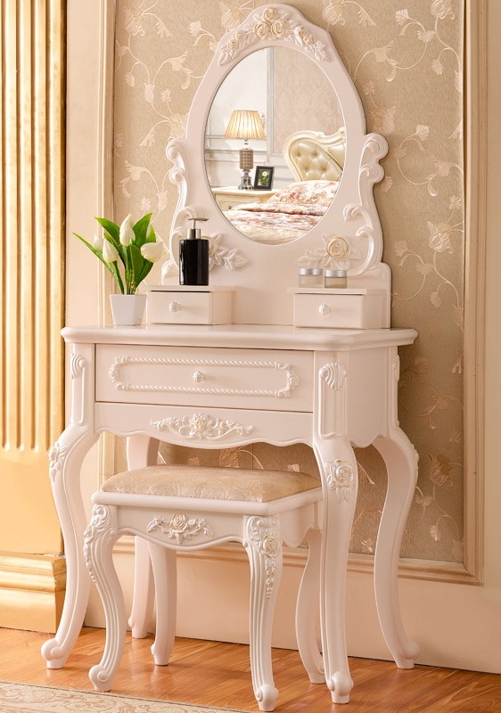 dressing table sa loob