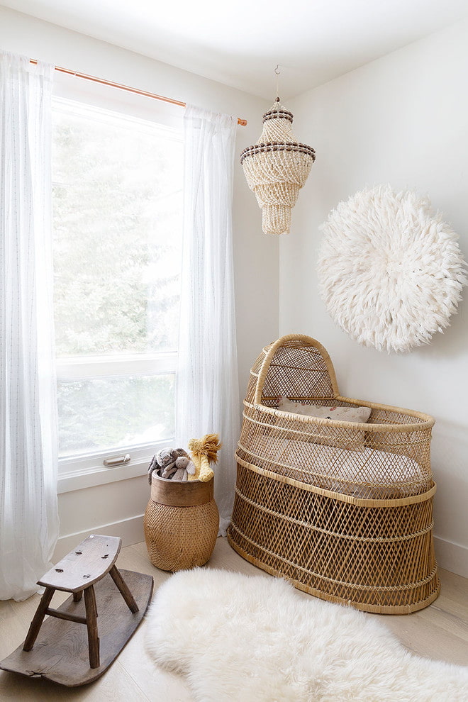 wicker crib sa interior