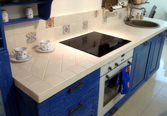 puting tile countertop sa interior