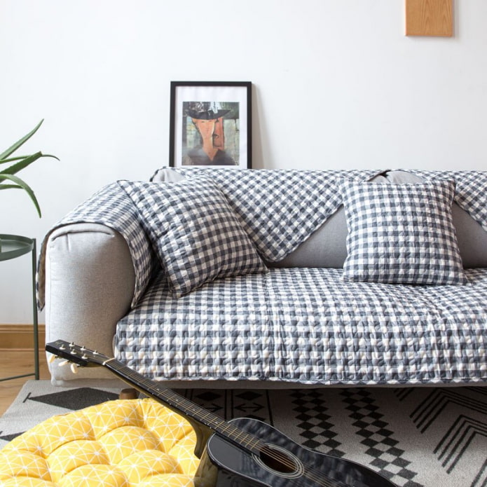 plaid cape para sa sofa sa interior