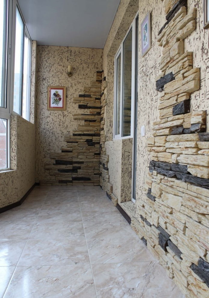 Azulejos de yeso en el interior del balcón.