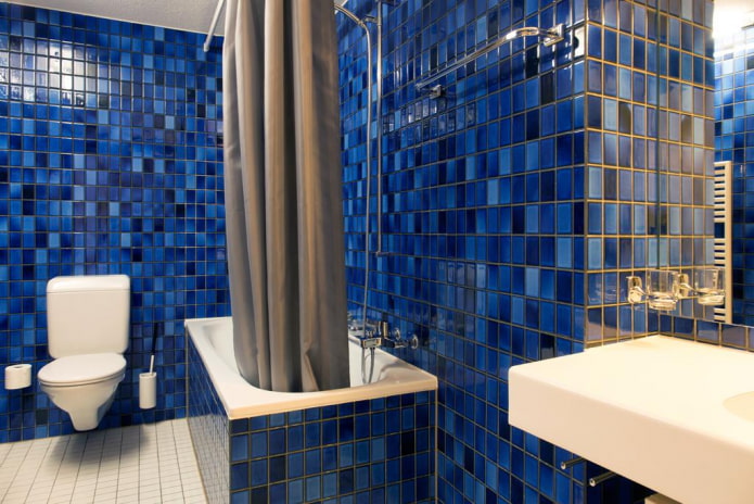 lechada para azulejos en el interior del baño