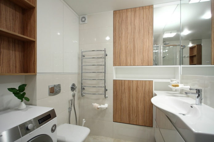 banyo sa loob ng isang studio apartment