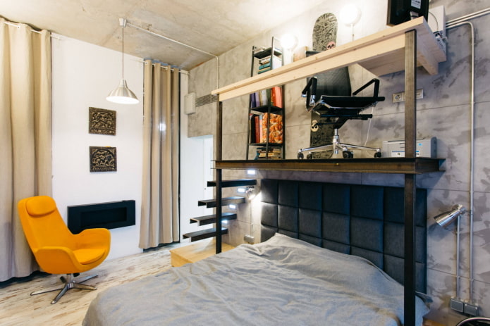 Loft con estudio encima de la cama