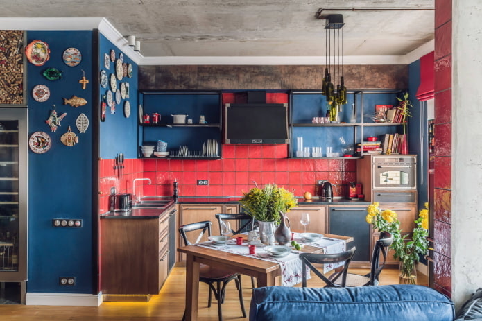 Cocina en forma de L rojo y azul