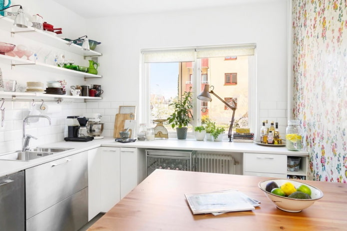 Alféizar de la ventana en la cocina.