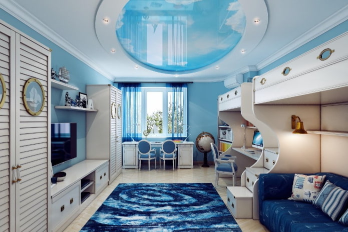 habitación infantil azul en estilo marino.