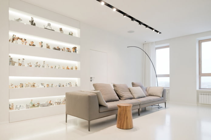 sala de estar en tonos blancos al estilo del minimalismo