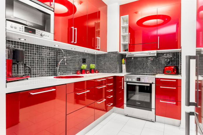 decoración de cocina en tonos rojos