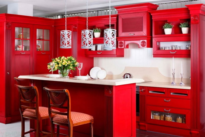 muebles de cocina en tonos rojos