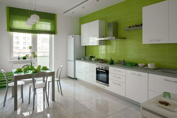 interior de la cocina en colores blanco y verde claro