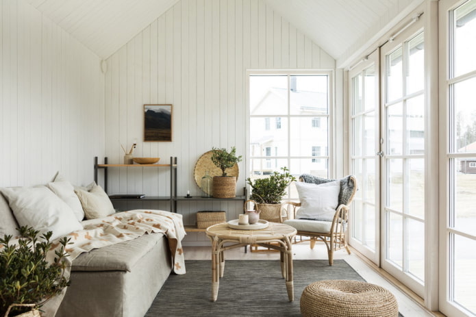 sala de estar en estilo nórdico en el interior de la casa