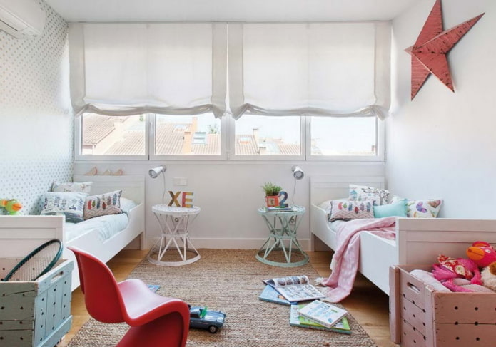 dormitorio para niños de diferentes sexos