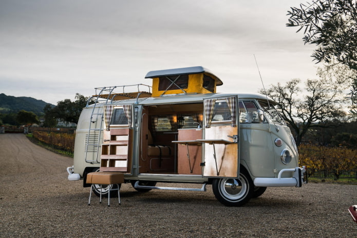 autocaravana sobre ruedas