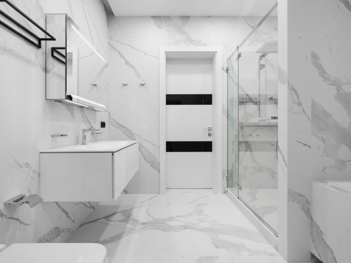 baño al estilo del minimalismo