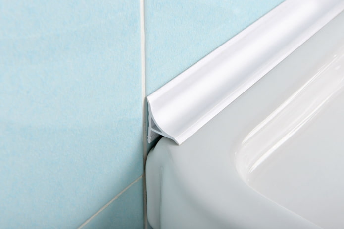 rodapié de plástico para baño