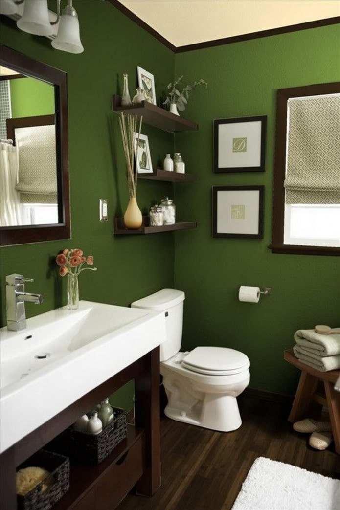 baño verde oscuro