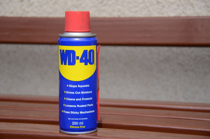 WD-40 laban sa gasgas