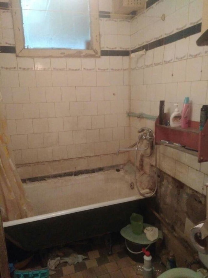 Baño antes de la renovación