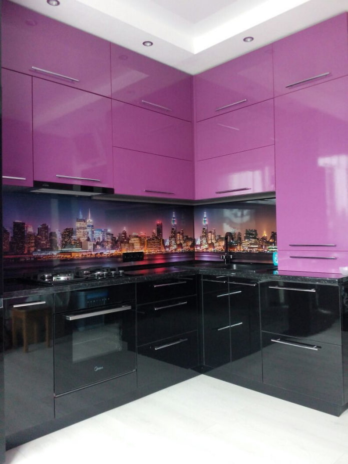 cocina brillante negro y morado