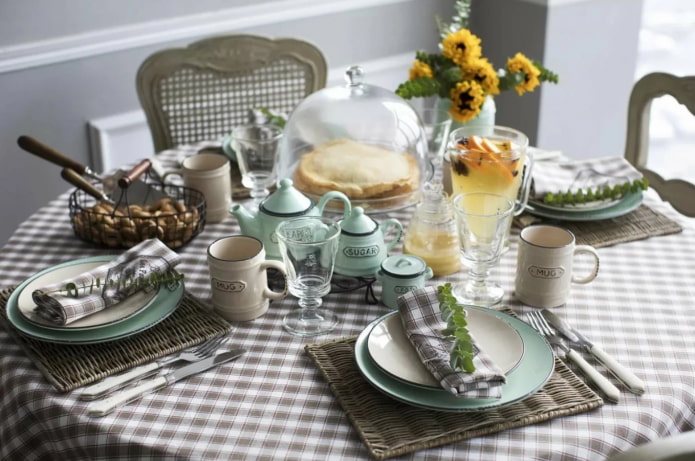 setting ng table ng bahay