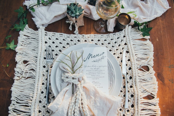 napkin sa macrame table