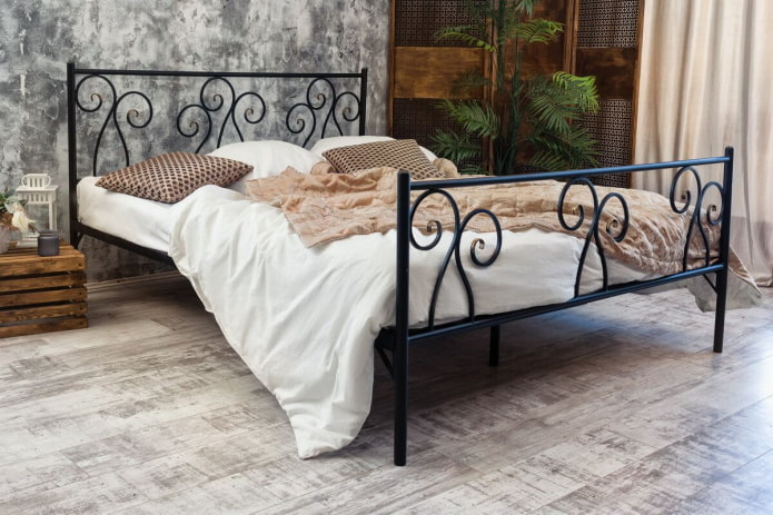 cama de hierro forjado negro