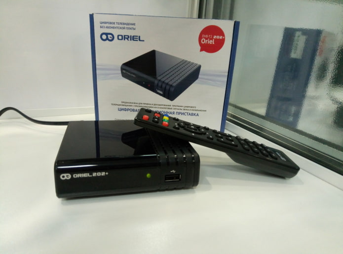 conectar un sintonizador digital externo a un televisor