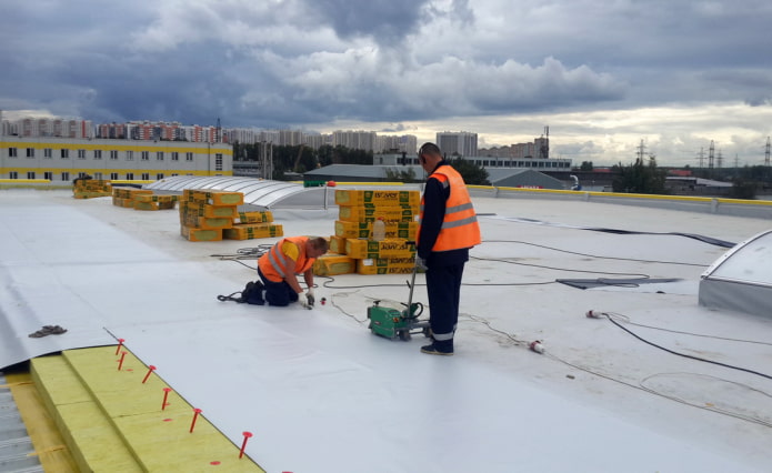 instalación de techo de membrana