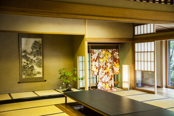 habitación de estilo japonés amarillo verdoso