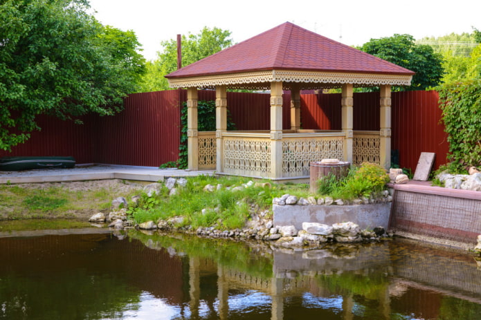 Gazebo en el paisaje